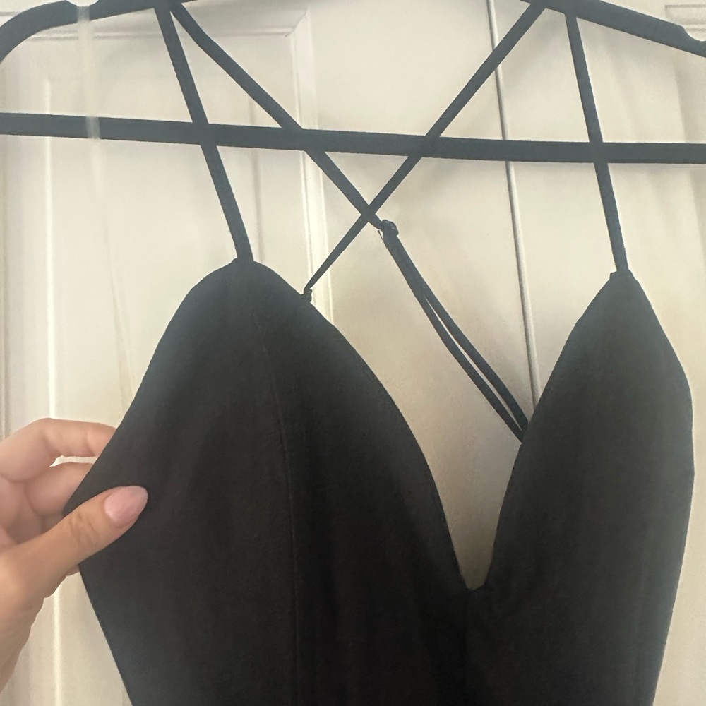 Lovers + Friends Black Jumpsuit Jhene Aoki Plunging Catsuit Small $186



9905 - Picture 4 of 6